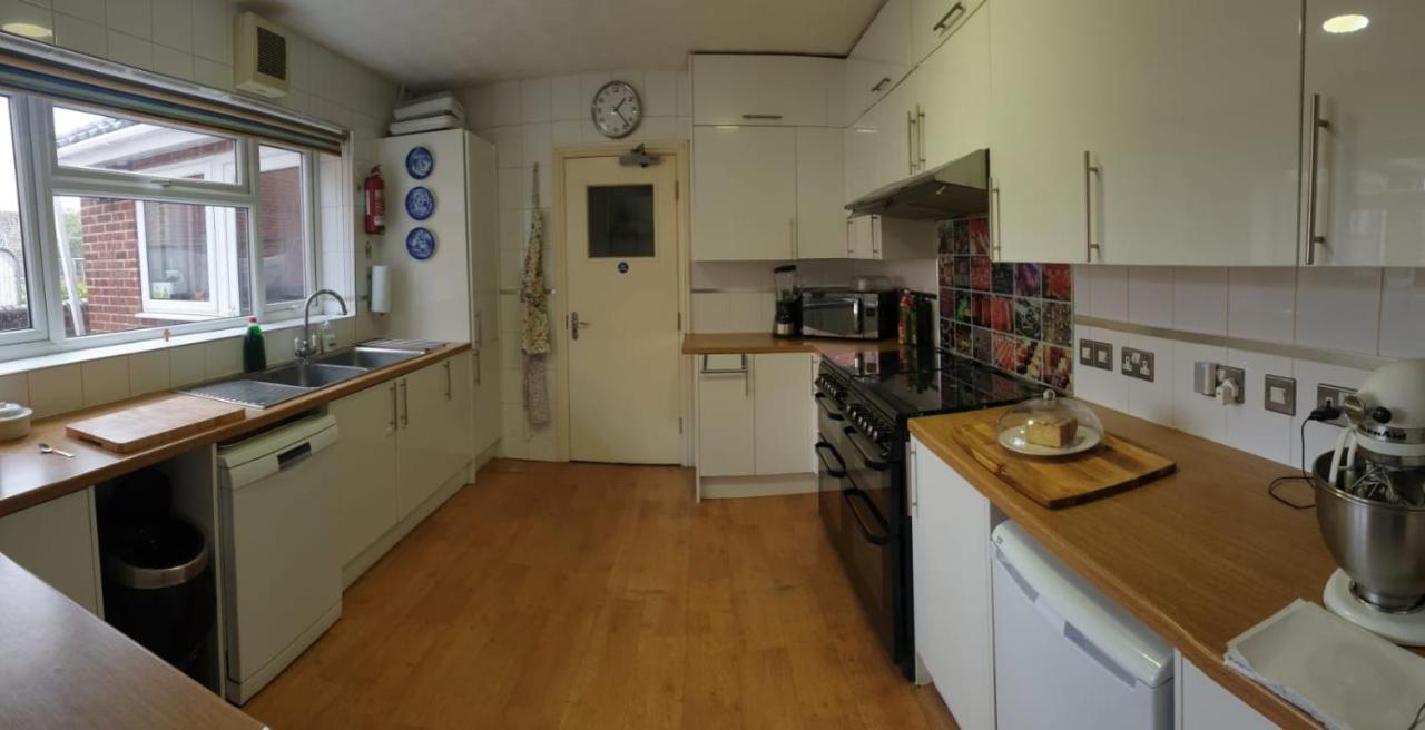 Madison House Panzió Southampton Kültér fotó