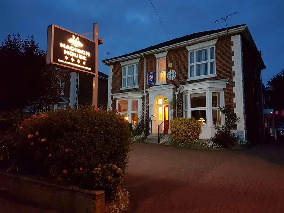 Madison House Panzió Southampton Kültér fotó